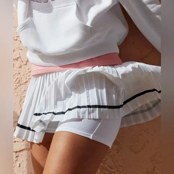 OFFLINE By Aerie All Aces White Pleated Tennis Skort NWT - Picture 3 of 15